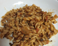 Macarrão de panela de pressão com atum