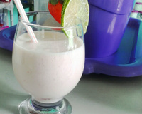 Coquetel de morango sem álcool