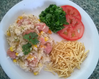 Arroz com linguiça de frango