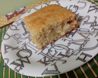 Bolo prático de banana e maçã