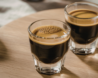 Café requentado faz mal? Entenda o que realmente acontece com a bebida e como isso pode afetar a saúde