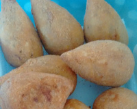 Massa básica de coxinha, enroladinho de salsicha e bolinha de queijo