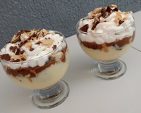 Pavê de bombom na taça