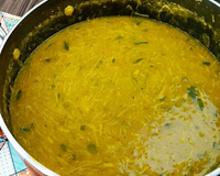 Caldo de mandioca com frango