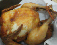 Frango inteiro na panela de pressão