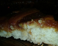 Bolo de banana e aveia caramelado