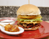 Hambúrguer de calabresa toscana