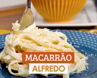 Macarrão alfredo fácil