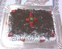 Bolo de morango e chocolate