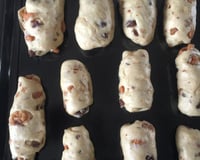 Pão caseiro com torresmo