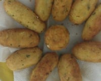 Bolinho de mandioca recheado