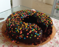 Bolo de chocolate integral com cobertura