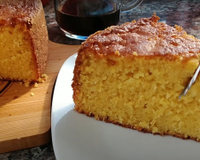 Bolo de milho fofinho, molhadinho e SEM TRIGO: receita fácil e rápida que sempre dá certo