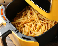 André Luiz, nutricionista e chef de cozinha: "Vamos diminuir a quantidade de acrilamida das batatinhas feitas na airfryer? O que a gente pode fazer é..."