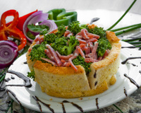 Torta de brócolis com salame