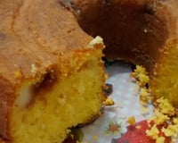 Bolo de milho com requeijão