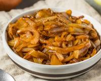 Como fazer cebolas caramelizadas perfeitas: a técnica fácil que sempre funciona