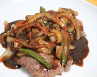 Bife ao molho barbecue