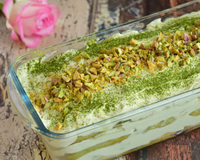 Procurando uma sobremesa para o almoço de Páscoa? Esse tiramisù de pistache vai arrancar suspiros da sua família