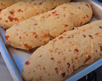"Pensa num trem bão": biscoitão de polvilho que aprendi a fazer com uma cozinheira mineira é a receita fácil perfeita para o lanche