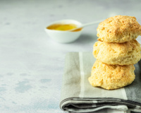 Pãozinho de limão sem manteiga, nem farinha: uma versão saudável da receita da vovó