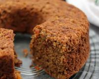 Sem manteiga, nem leite: bolo fofinho de beterraba é a receita deliciosa e fácil que vai surpreender todo mundo