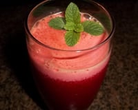 Suco de laranja, beterraba e gengibre