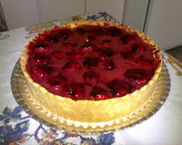 Torta de morango com chocolate trufado