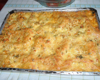 Lasanha de bacalhau é perfeita para um almoço de domingo inesquecível (e a receita é fácil de fazer!)