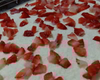 Pavê de leite em pó com morango