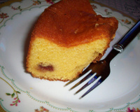 Bolo de fubá com goiabada