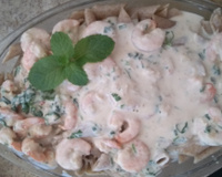 Macarrão ao molho branco com camarão