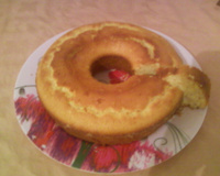 Bolo de fubá com queijo