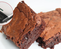 Brownie na sanduicheira pronto em 7 minutos é a receita que você precisa fazer nesse final de semana