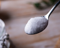 Adoçante usado no mundo todo está no centro de novo alerta de saúde: o que é verdade e o que é exagero?