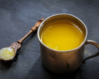 Manteiga clarificada e ghee: como fazer em casa