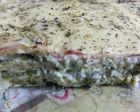 Lasanha de brócolis com creme de cebola