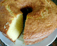 Bolo de laranja molhadinho