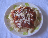 Macarrão com molho de atum
