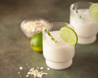 Limonada especial com gosto de sorvete de limão: fácil de fazer e cremosa como uma sobremesa