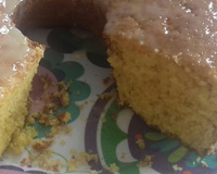 Bolo de fubá com coco