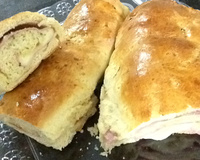 Pão recheado com presunto