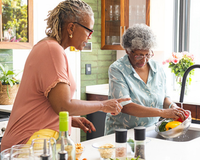 A forma como você lava sua salada pode estar fazendo mais mal do que bem