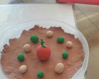 Torta de bolachinha de limão com cereja