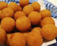 Bolinha de queijo fácil