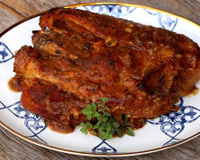 Pernil com molho de damasco: é assim que você deve fazer para ele ficar caramelizado e suculento