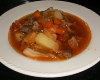 Sopa de legumes com carne do Queidinho