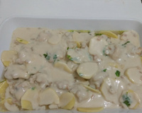 Coxa de frango ao creme de cebola