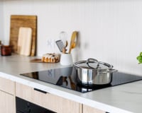Comprei o meu cooktop de indução e me arrependi: gostaria que alguém tivesse me contado isso antes