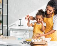 Segurança na cozinha: Veja 5 itens para deixar o ambiente mais seguro para as crianças